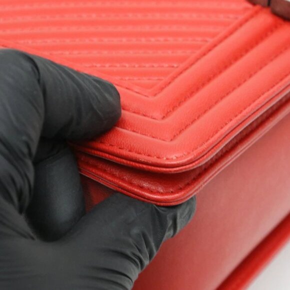 Chanel Medium Chevron Boy Bag - Red - Picture 2 of 16